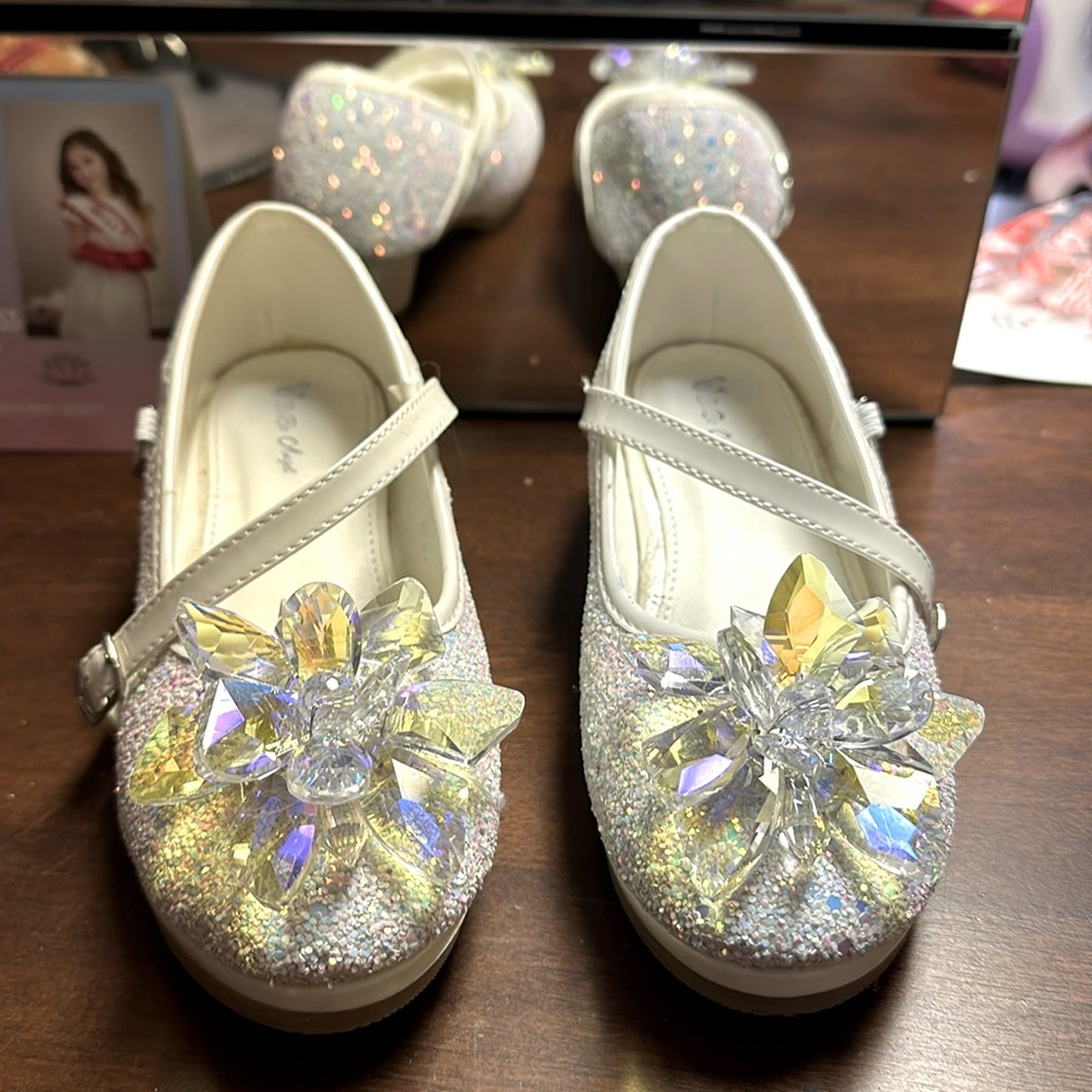 A HEEL 4 a PRINCESS
